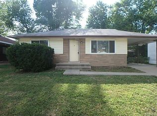 10109 Crown Point Dr, Saint Louis, MO 63136