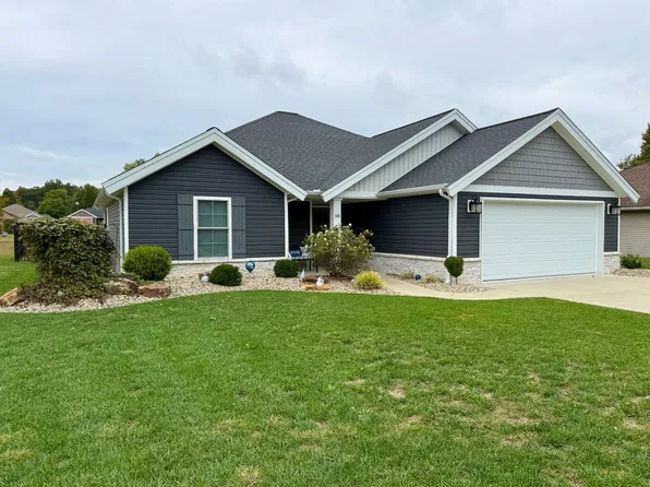 541 S Blitzen Ln, Santa Claus, IN 47579