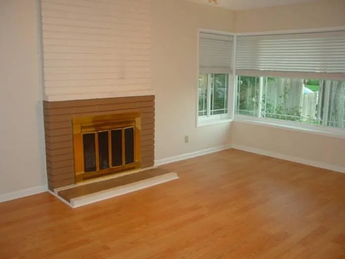 9952 Vanguard Dr — Photo 3