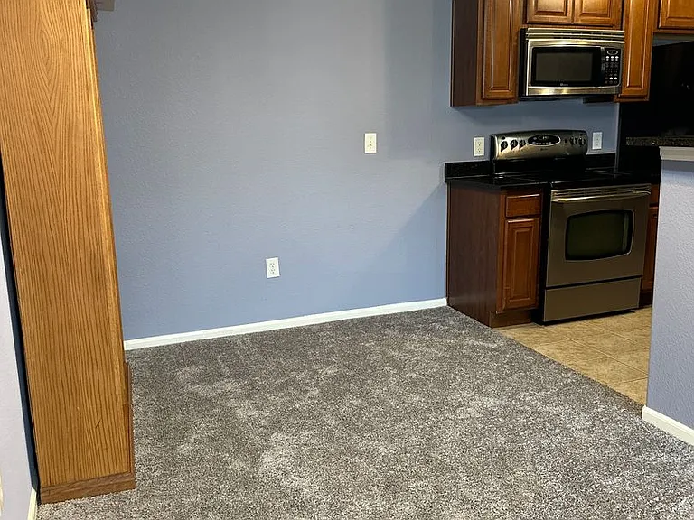 1425 Blue Sky Cir #15-204 — Photo 4