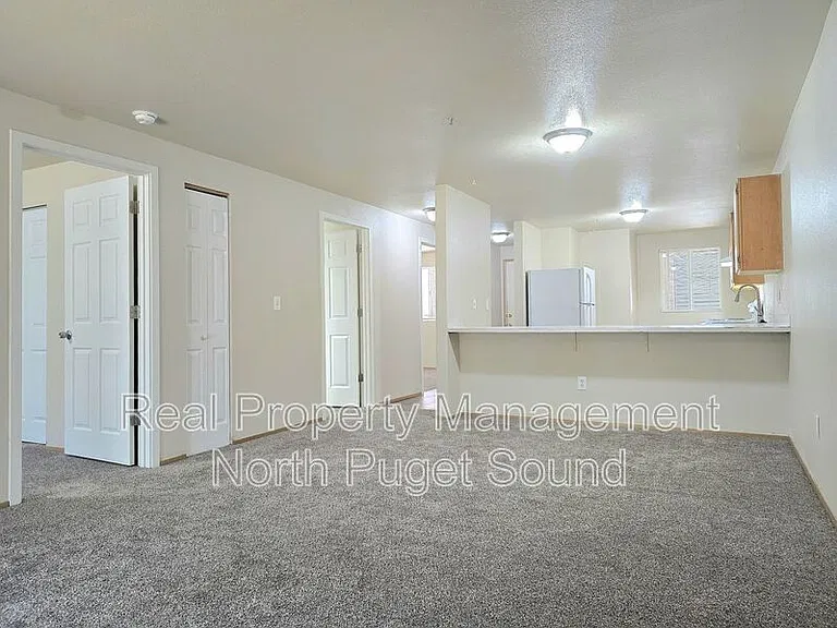 4505 100th St NE #B01 — Photo 8