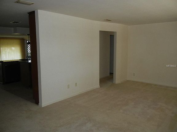 2nd image of 1710 Woodridge Dr