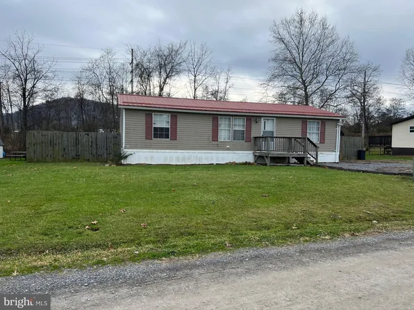 25 Workman Dr, Keyser, WV 26726