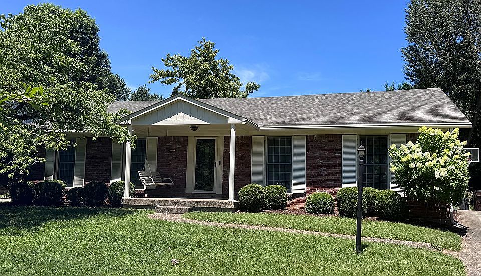 1st image of 1303 Holsworth Ln