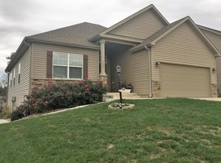 4003 Greywood Ln, Saint Joseph, MO 64505