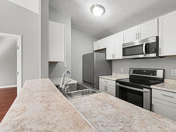 4th image of 1544 W Galbraith Road