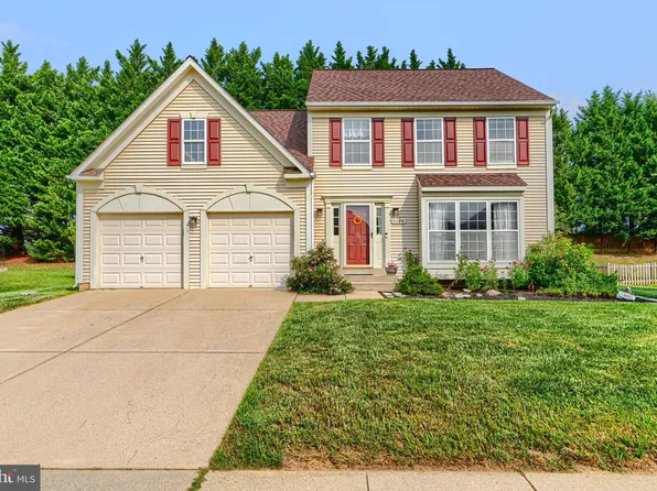 1122 Autumn Gold Dr, Gambrills, MD 21054