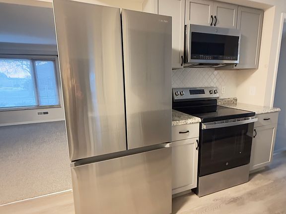 5th image of 9467 Independence Blvd #9467