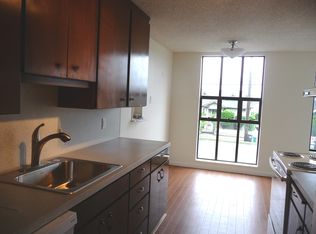 2117 Dexter Ave N APT 201, Seattle, WA 98109