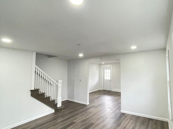 503 E State St, Plymouth, PA 18651 – 4-bedroom rental in Plymouth