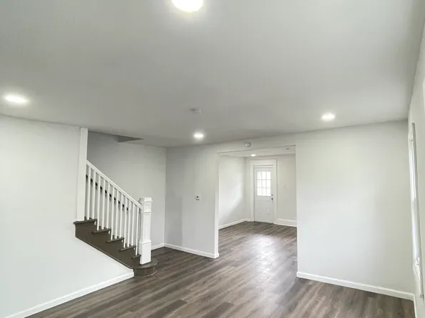 503 E State St, Plymouth, PA 18651