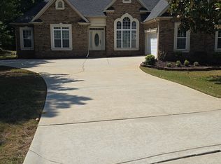 2744 Westport Ln, Conyers, GA 30094