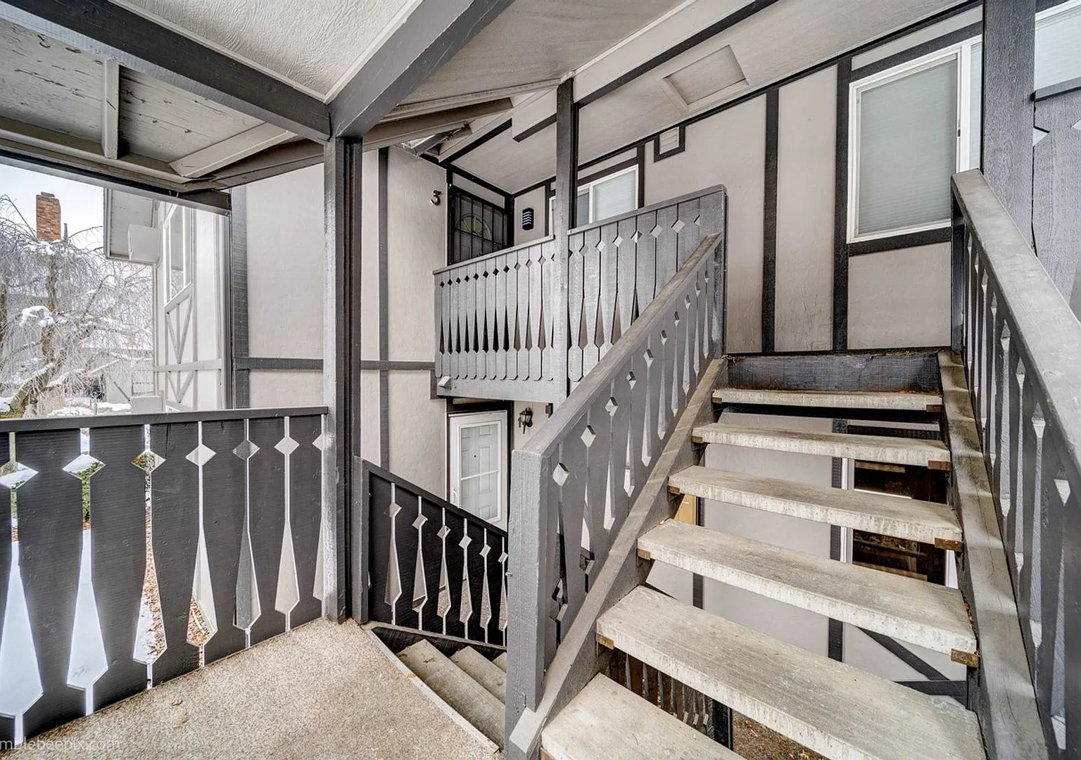 102 E. Weile Ave #3, Spokane, WA 99208 - NuKey Realty & Property Management LLC — Photo 2