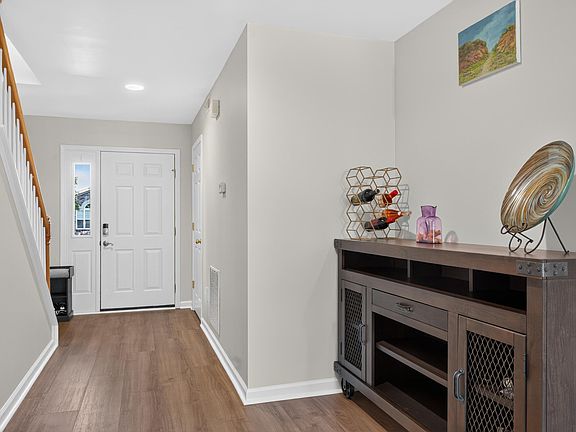 5th image of 3048 Sewanee Ln