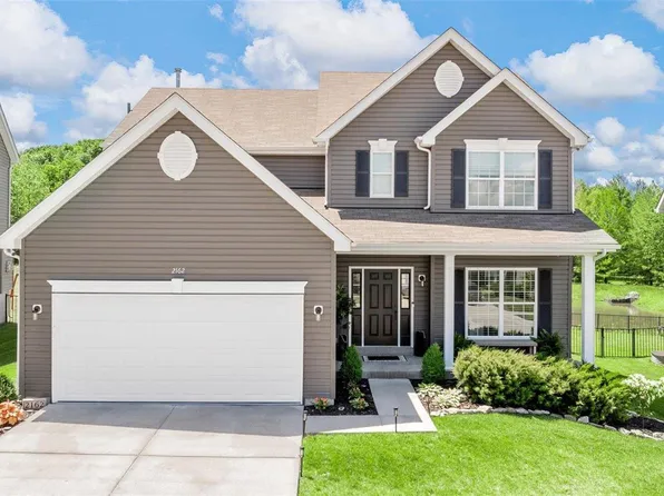 2162 Windswept Farms Dr, Eureka, MO 63025