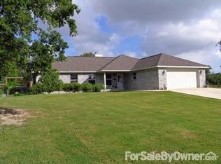 220 Skyview Dr, Kerrville, TX 78028