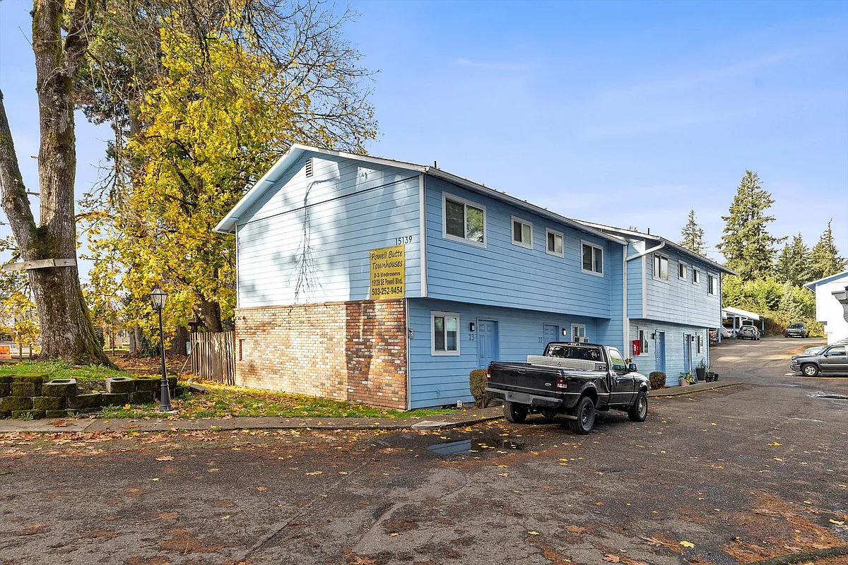 Building Photo - Powell Butte Townhomes