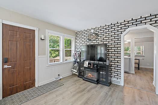 4th image of 8409 Balder Dr