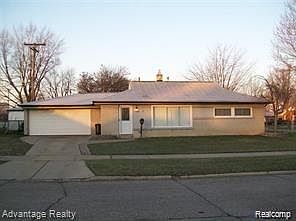1st image of 15386 Hill Ct