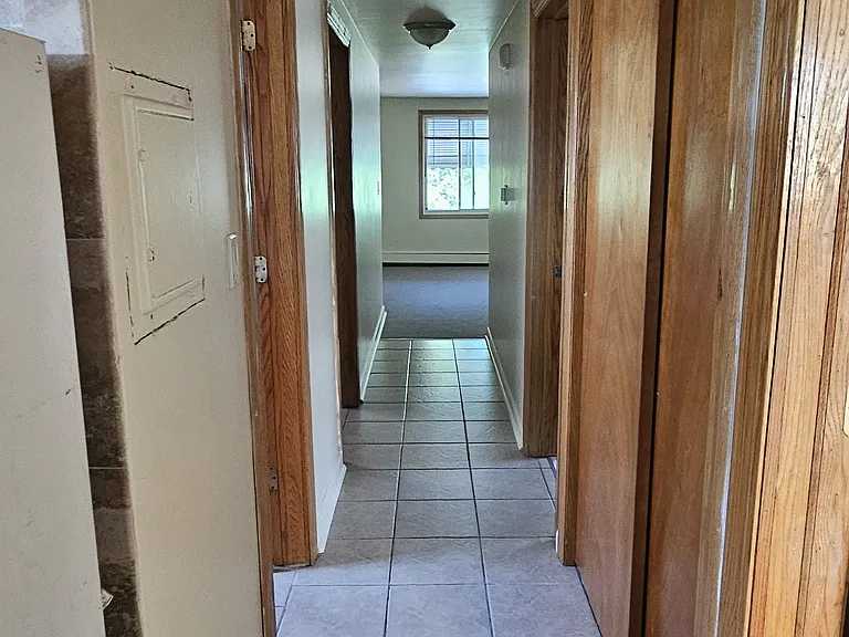 Family room to kitchen hallway