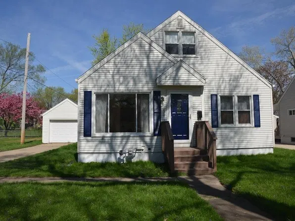 (undisclosed Address), Cedar Rapids, IA 52402
