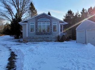 2714 Windy Bush Rd, Newtown, PA 18940