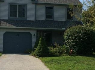 22 Turnberry Ct, Coatesville, PA 19320