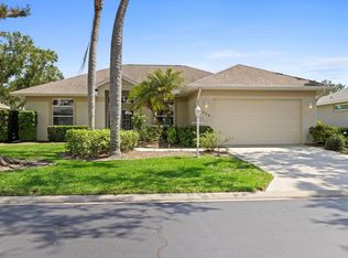 572 Catalina Isles Cir, Venice, FL 34292