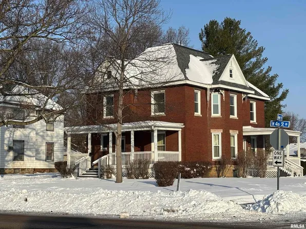 802 W 4th St, Sterling, IL 61081