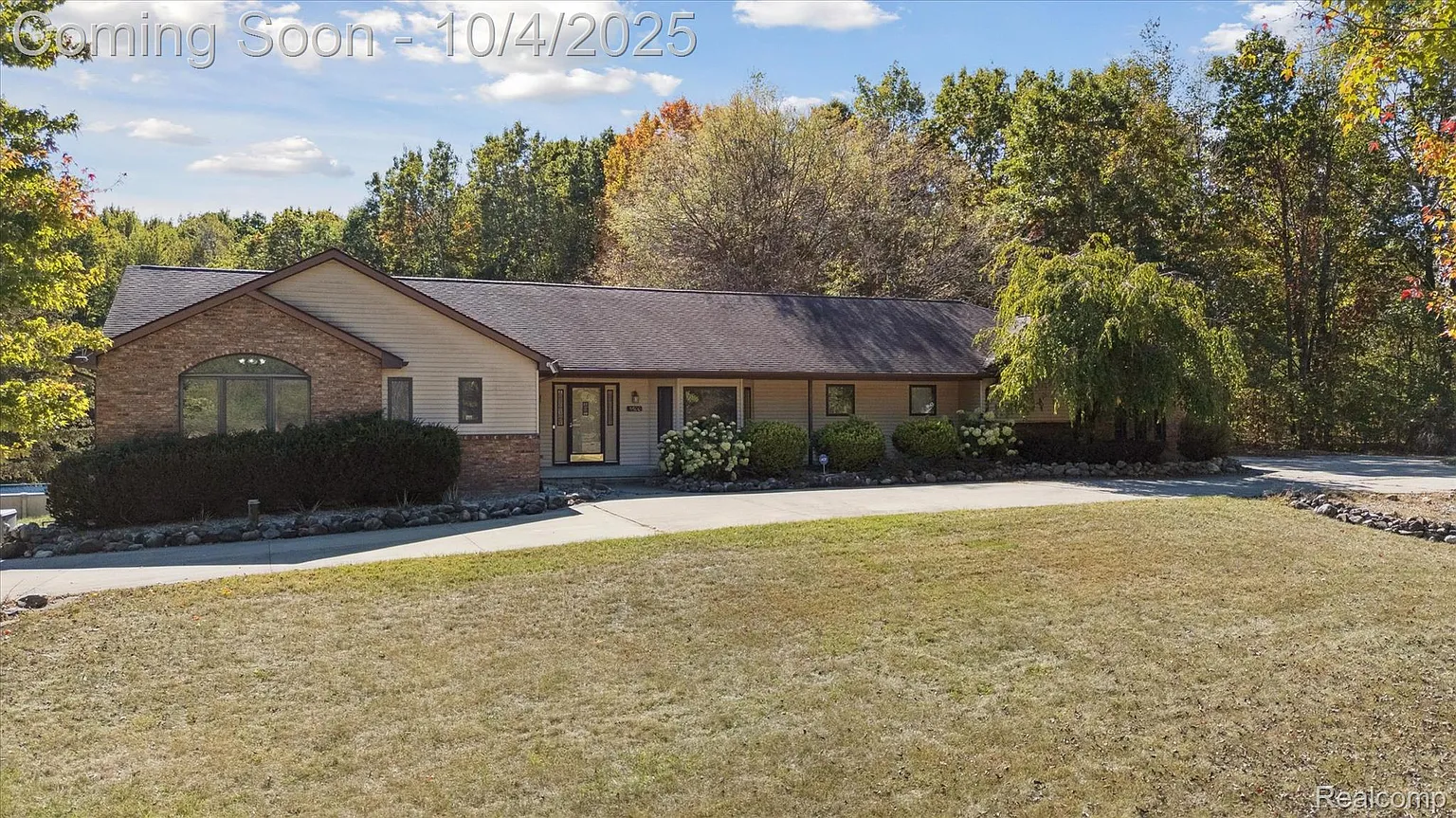 5600 Garretson Ln photo 1