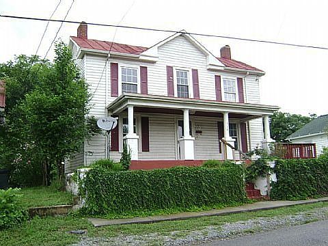 1st image of 834 E Cleveland Ave