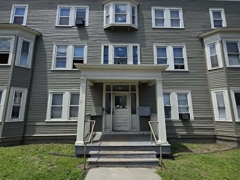 29 Canal St #7 — Photo 2