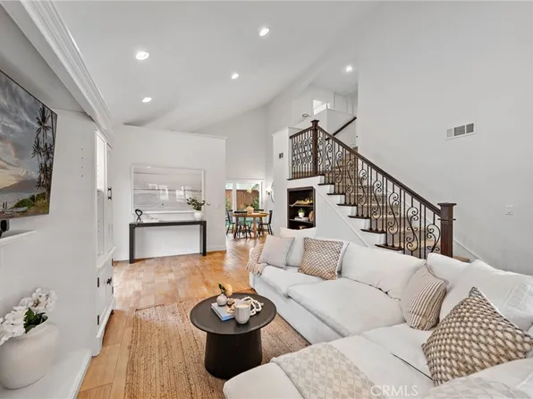 8 Via Bellorita, Rancho Santa Margarita, CA 92688