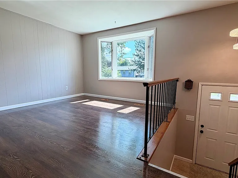 104 Finwood Dr — Photo 9