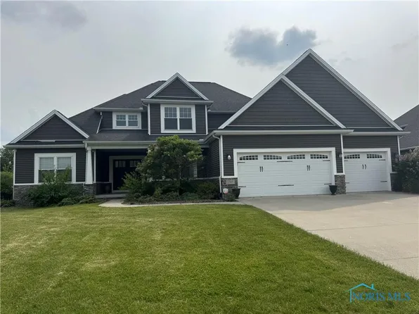 2369 Goldenrod Ln, Perrysburg, OH 43551