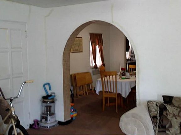 3rd image of 206-208 N Linden Ave