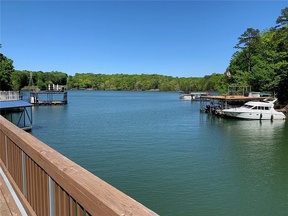 1st image of 6485 Bluewaters Dr