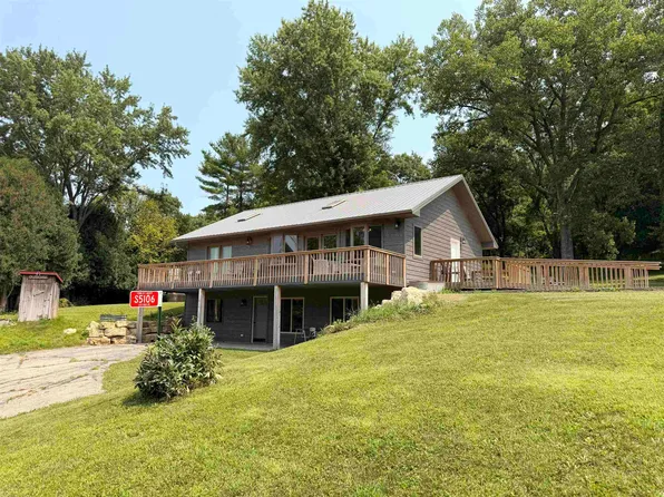 S5106 Elk Run Rd, Viola, WI 54664
