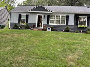 5536 Cedar St, Roeland Park, KS 66205