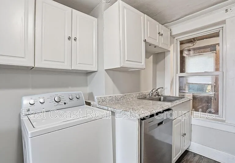 13 N Maryland Ave #2 — Photo 6