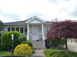 133 Jerome Rd, Staten Island, NY 10305