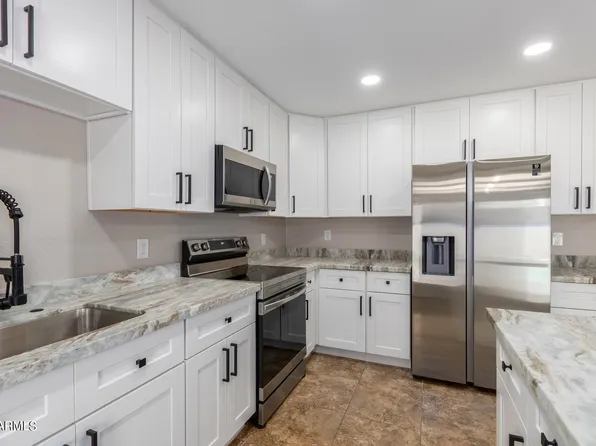 8352 E CYPRESS Street, Scottsdale, AZ 85257