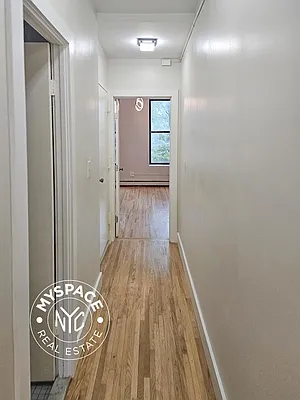 Rented by MySpaceNYC | media 45