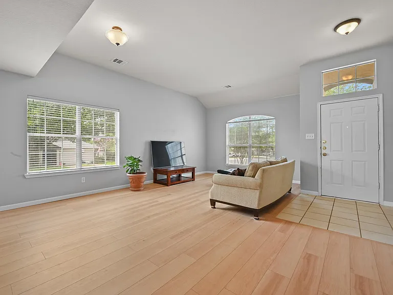 2700 Cradle Rock Trl — Photo 6