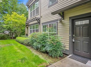 22834 SW Forest Creek Dr UNIT 100, Sherwood, OR 97140