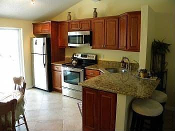 5th image of 3212 Saddlebrook Ave