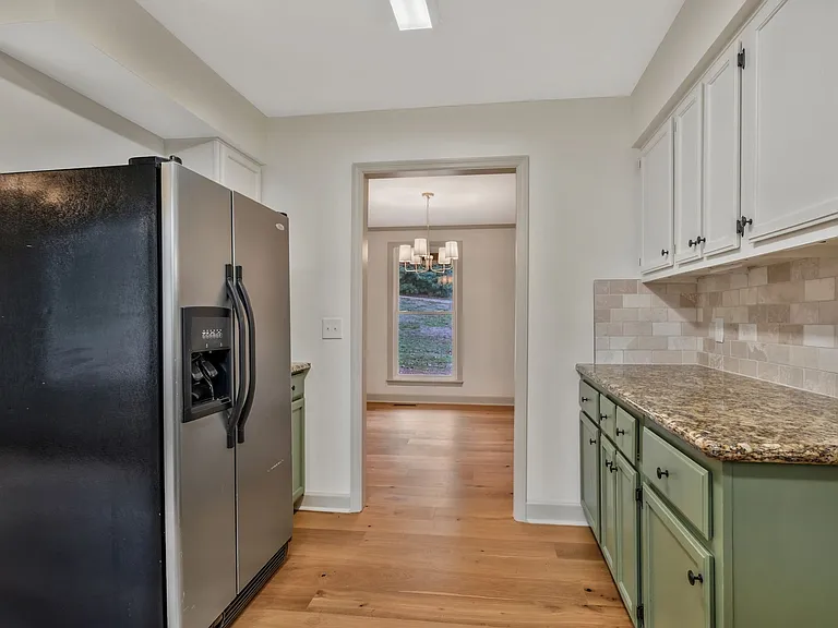 115 Pascal Dr — Photo 23