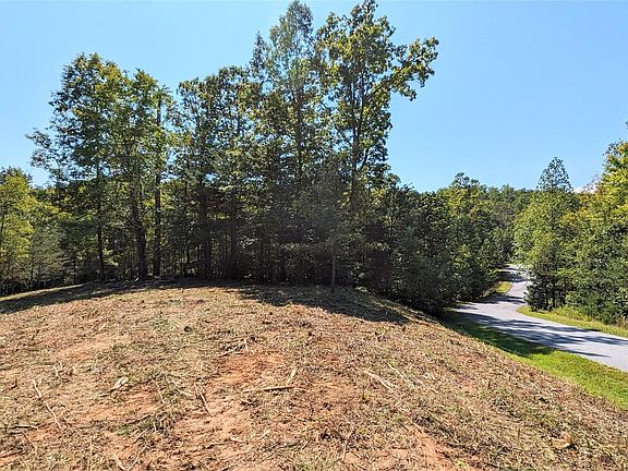5th image of 17 Brookside Pkwy