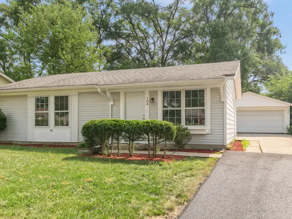 16 Galewood Dr, Bolingbrook, IL 60440