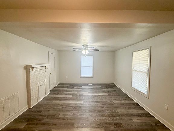 2nd image of 1104 Attica St